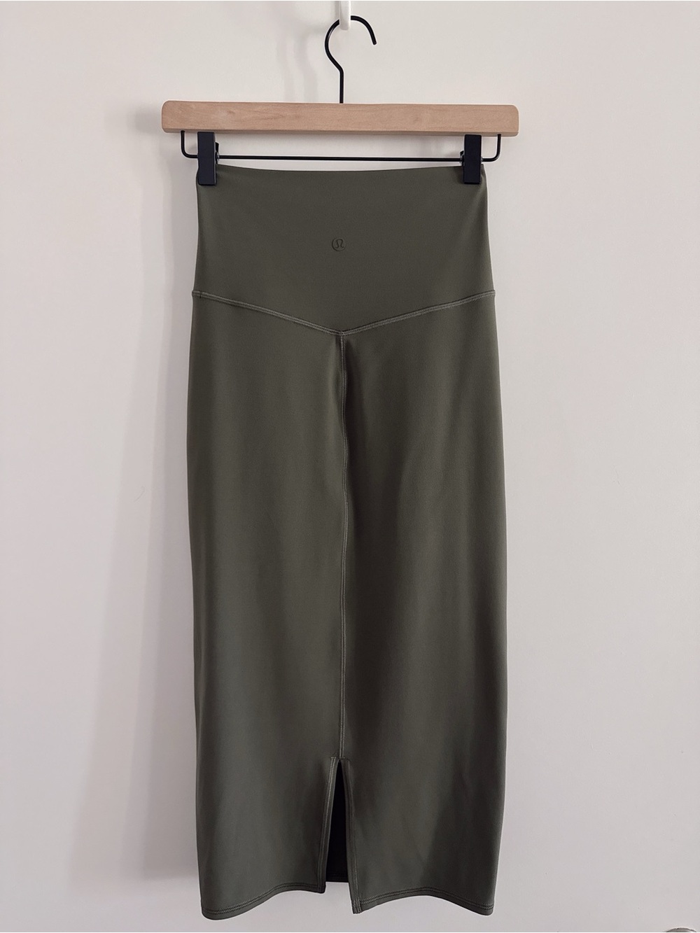 lululemon Nulu Slim-Fit High-Rise Skirt Army Green Size 4